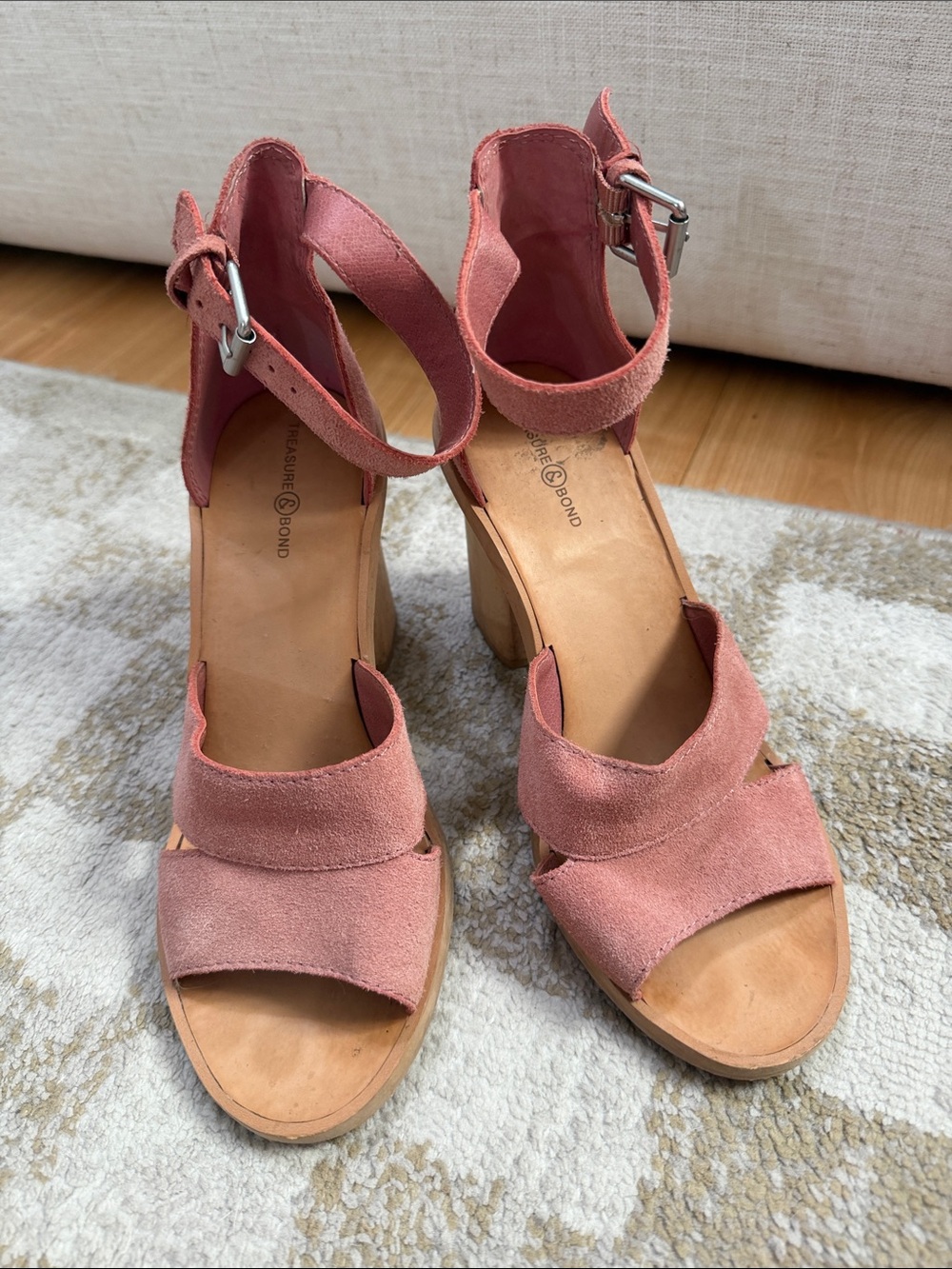 Treasure & Bond Dusty Rose Suede Block Heel Sandals